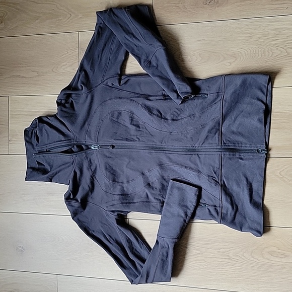 Lululemon In Stride Jacket size 6 - Picture 2 of 5